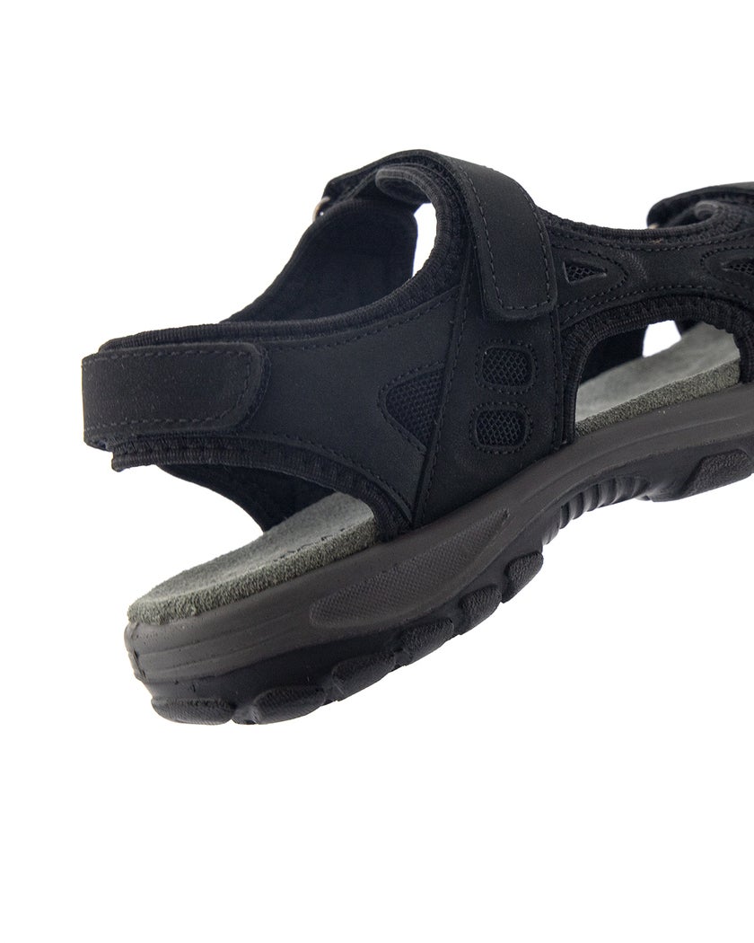 Park West Svart Sandal