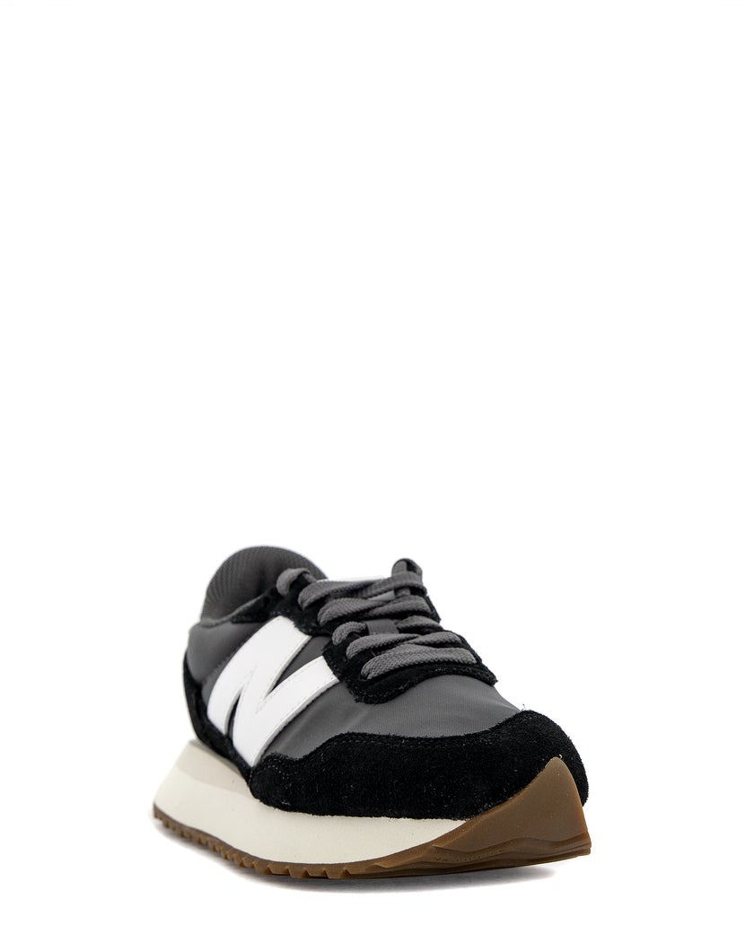 New Balance Svart Sneakers