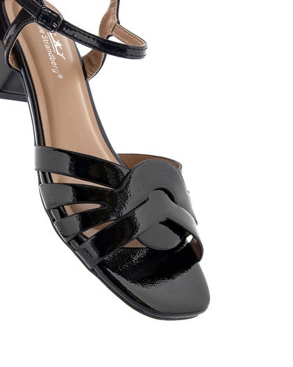 Emelie Strandberg Sandalett