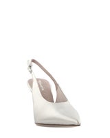 Tamaris Silver Pumps