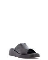 Foot News Svart Sandal