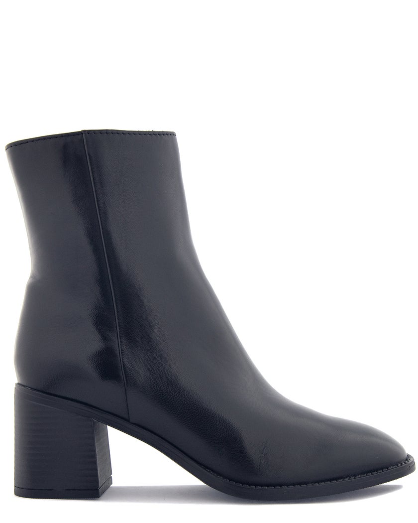 Ella of Sweden Svart Stövlett
