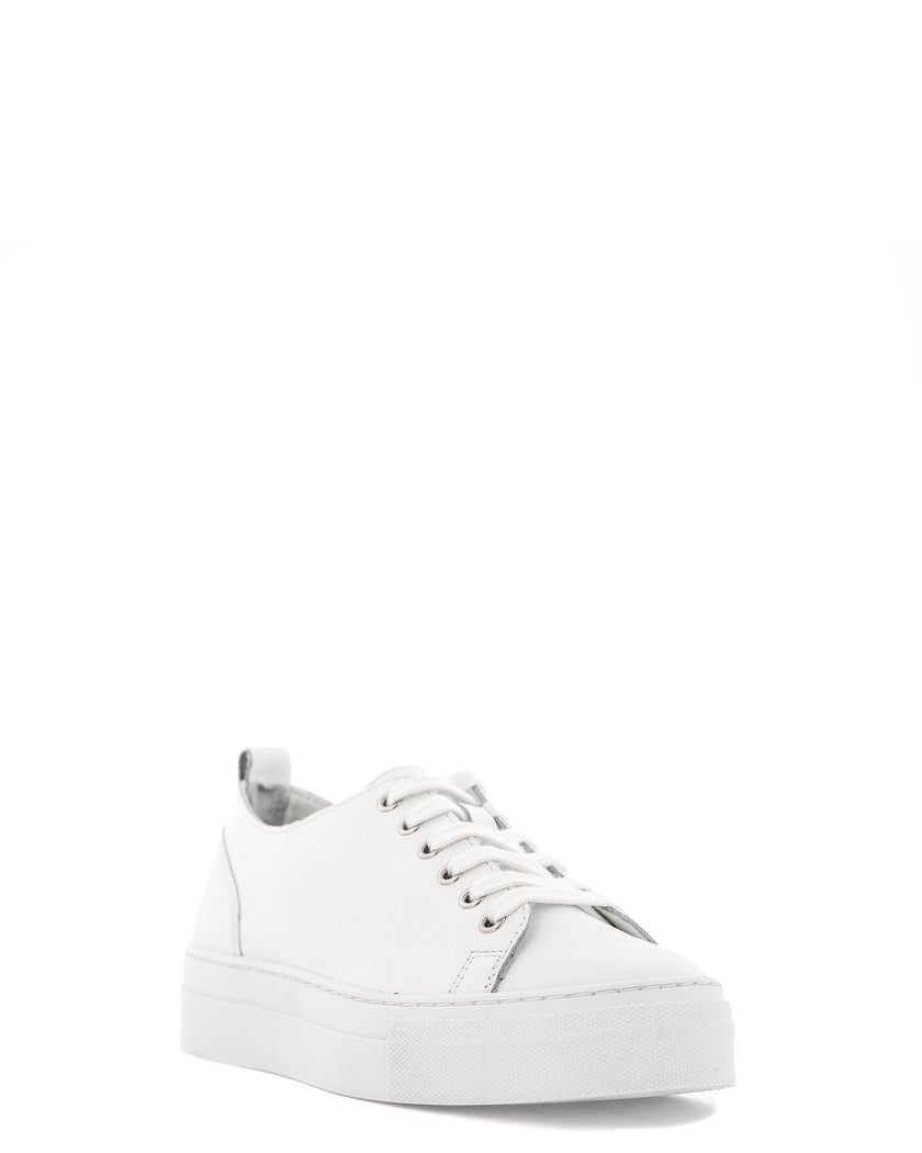 Ella of Sweden Vit Sneakers