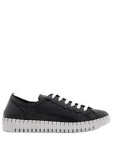 Ella of Sweden Svart Sneakers