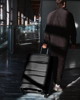 North Pioneer Svart Resväska