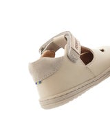 Kavat Off-White Sandal
