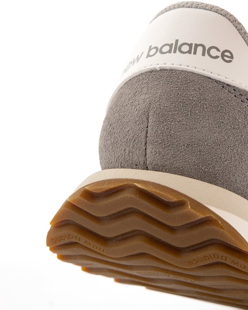 New Balance Grå Sneakers