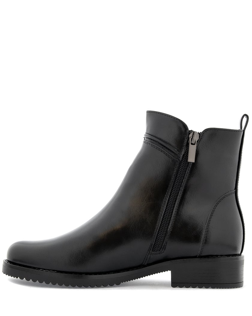 Emelie Strandberg Svart Boots
