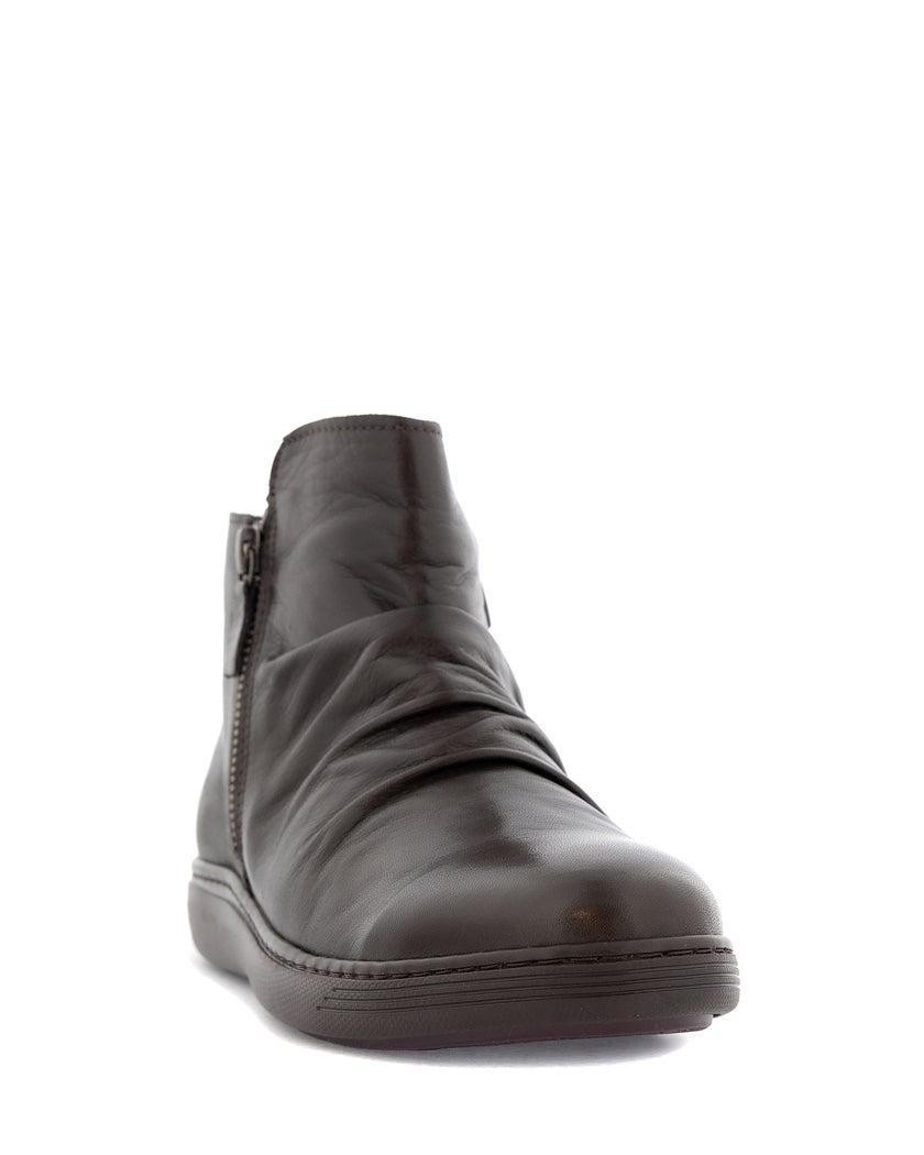 Charlotte Of Sweden Brun Boots