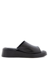 Foot News Svart Sandal