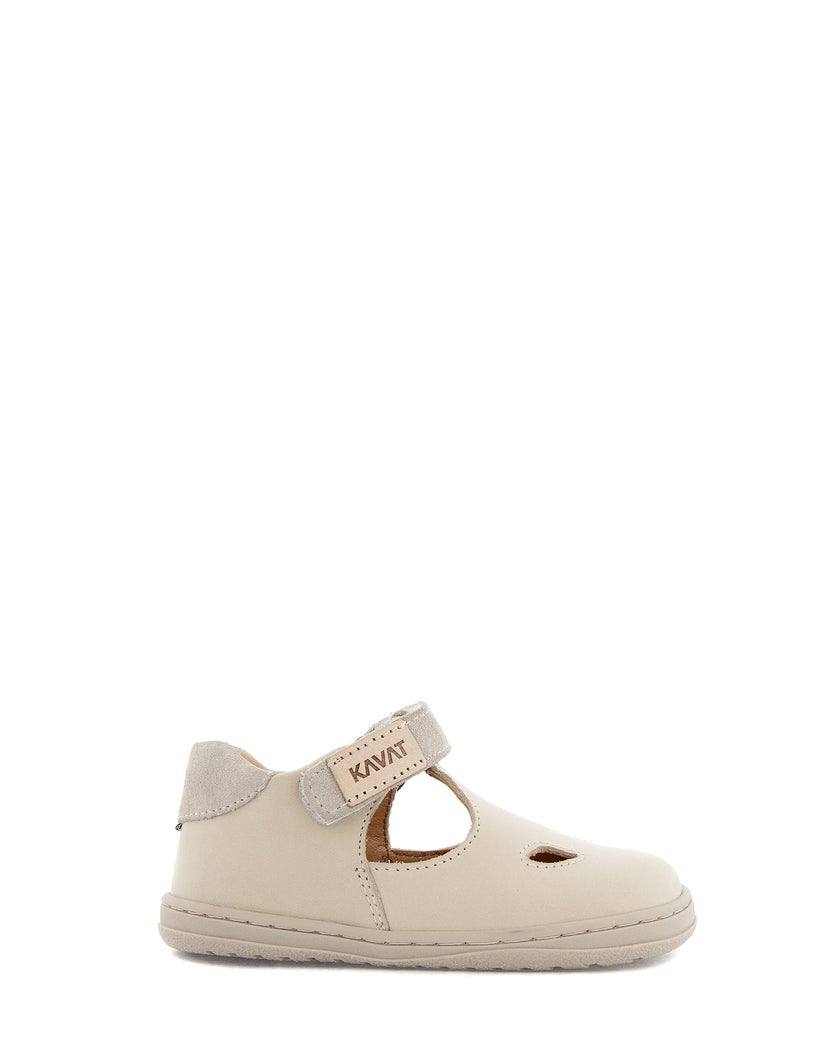 Kavat Off-White Sandal