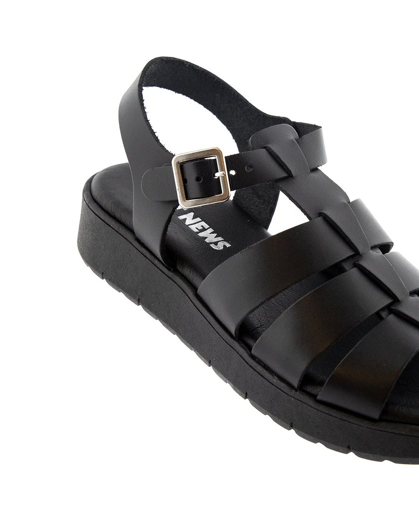 Foot News Svart Sandal