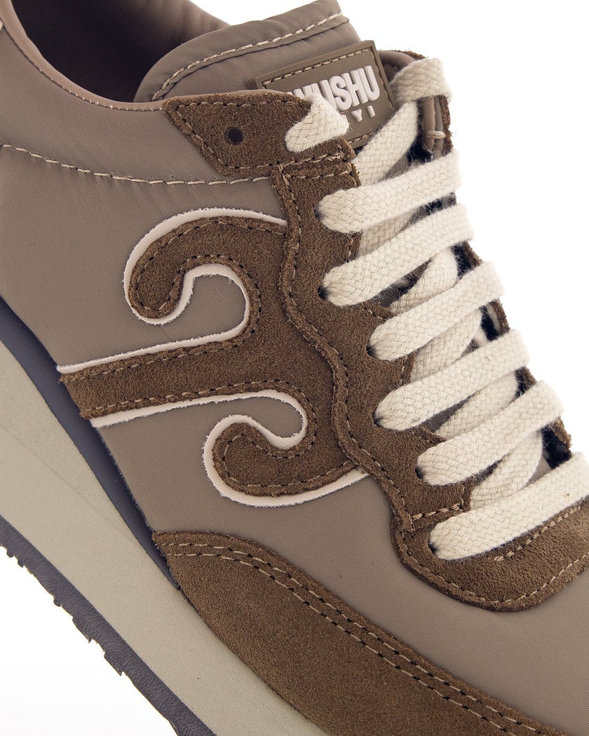 Wushu Brun Sneakers