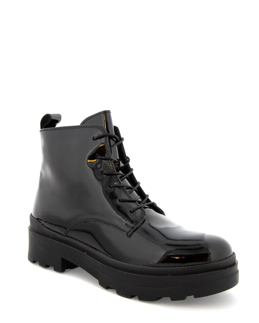 Foot News Svart Känga