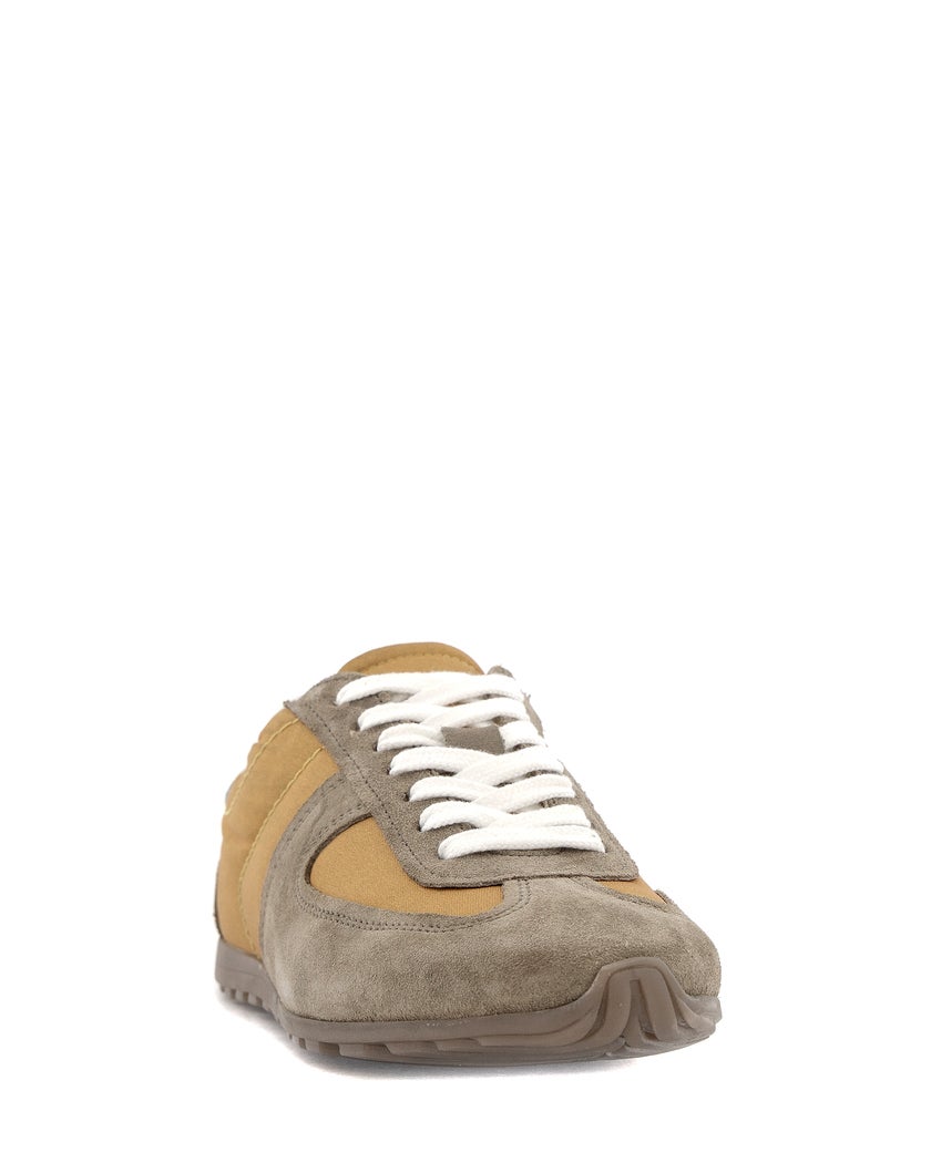 Foot News Gul Sneakers