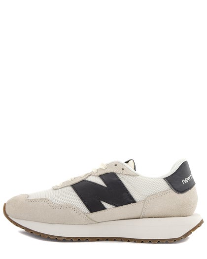 New Balance Vit Sneakers