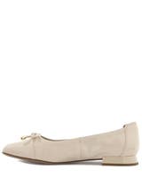 Caprice Beige Pumps