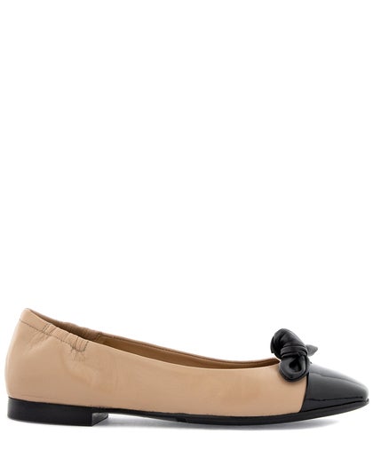 Billi Bi Beige Ballerina