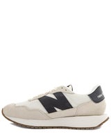 New Balance Vit Sneakers