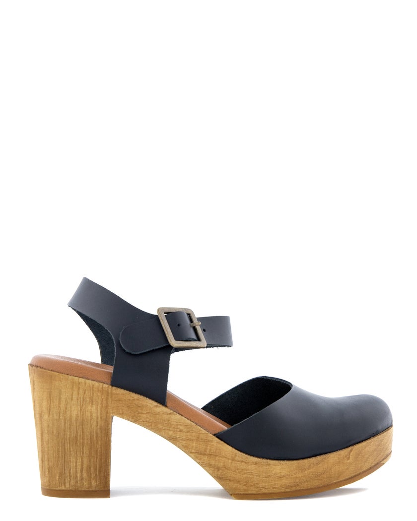 Foot News Svart Sandalett