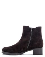 Gabor Brun Stövlett