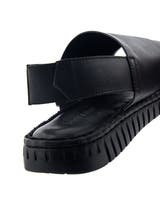 Park West Svart Sandal